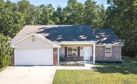 24248 Tanglewood Rd, Saint Robert, MO 65584