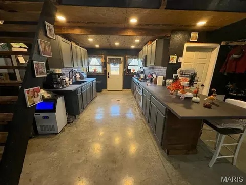 Kitchen - 2 Whitetail Ridge Rd, Eolia, MO 63344 photo 2 of 3