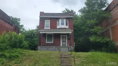 1389 Hamilton Ave, Saint Louis, MO 63112