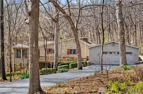 19463 Babler Forest Rd, Chesterfield, MO 63005
