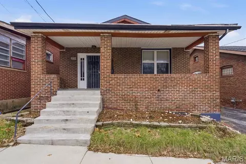 3322 N Hanley Rd, Saint Louis, MO 63121