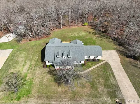 474 Huntington Trails Dr, Festus, MO 63028