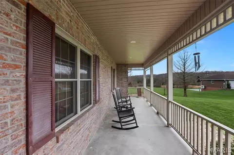 Exterior - 243 Eagle Ridge Ln, Jackson, MO 63755 photo 4 of 8