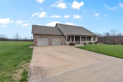 Exterior - 243 Eagle Ridge Ln, Jackson, MO 63755 photo 2 of 8