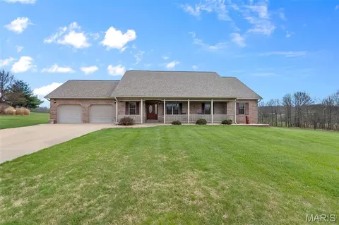243 Eagle Ridge Ln, Jackson, MO 63755