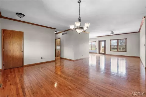 Living - 243 Eagle Ridge Ln, Jackson, MO 63755 photo 3 of 3