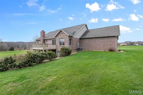 Exterior - 243 Eagle Ridge Ln, Jackson, MO 63755 photo 5 of 8
