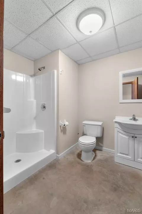 Bath - 243 Eagle Ridge Ln, Jackson, MO 63755 photo 4 of 4