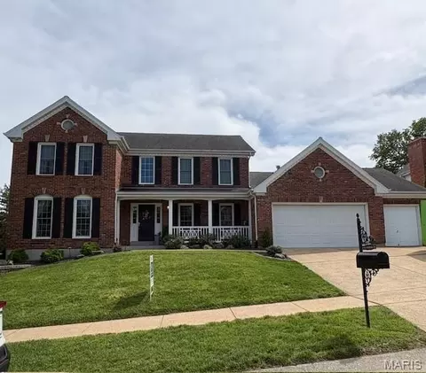 5725 Biddeford Dr, Saint Louis, MO 63128