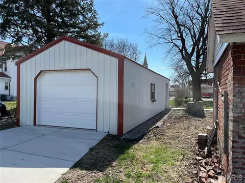 Other - 101 E 1st North St, Mount Olive, IL 62069 photo 3 of 15