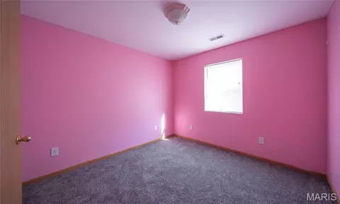 Bedroom - 13458 Toffee Ln, Saint Robert, MO 65584 photo 8 of 9