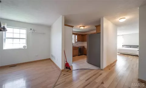 Entry Way - 13458 Toffee Ln, Saint Robert, MO 65584 photo 2 of 3