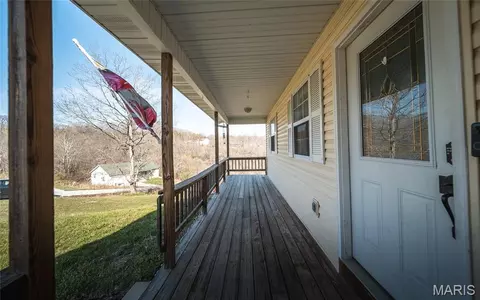 Exterior - 13458 Toffee Ln, Saint Robert, MO 65584 photo 2 of 9