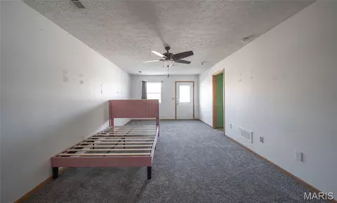 Bedroom - 13458 Toffee Ln, Saint Robert, MO 65584 photo 5 of 9
