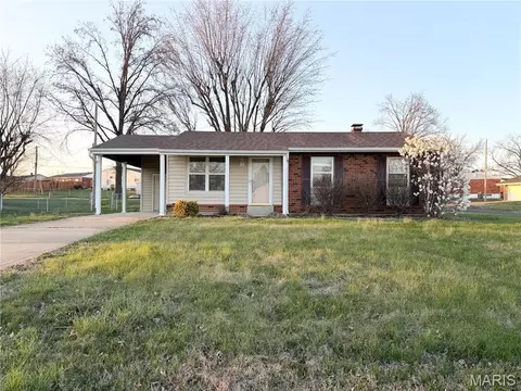 5405 Butler Hill Estates Dr, Saint Louis, MO 63128