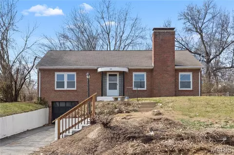 223 N Dellwood Rd, Dellwood, MO 63135