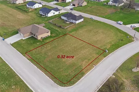 232 Walnut St, Damiansville, IL 62215