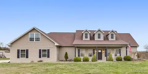 5437 Highway D, Farmington, MO 63640