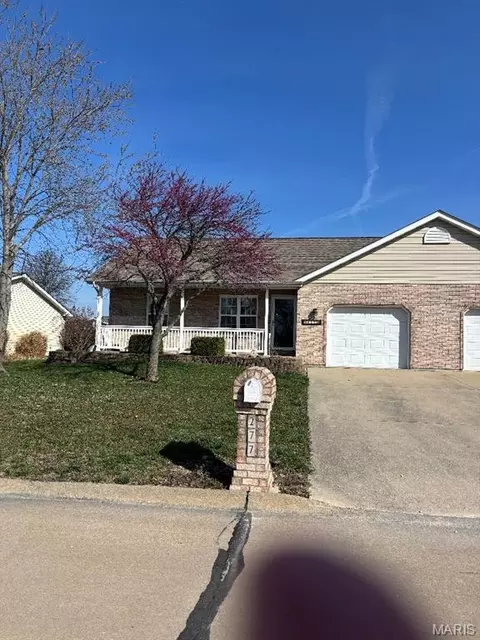 277 Kaskaskia, Red Bud, IL 62278