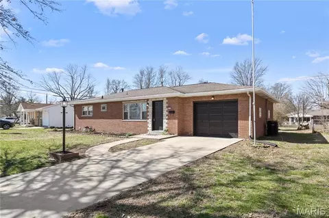 3121 Edgewood Ave, Granite City, IL 62040