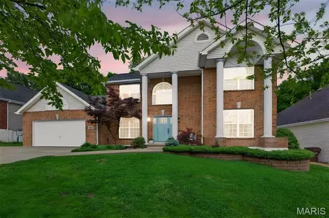431 Scenic Dr, Saint Peters, MO 63376