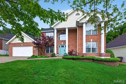 431 Scenic Dr, Saint Peters, MO 63376