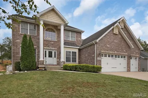 31486 Hillside Dr, Foristell, MO 63348