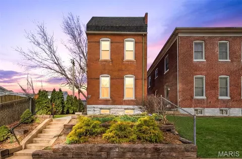 6717 Minnesota Ave, Saint Louis, MO 63111