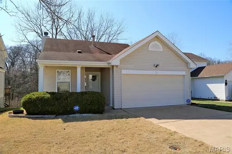 12820 High Crest St, Black Jack, MO 63033