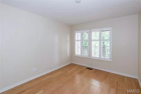 Bedroom - 39 Ridgeview Circle Ct, Ballwin, MO 63021 photo 1 of 6