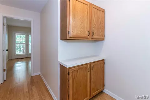 Entry Way - 39 Ridgeview Circle Ct, Ballwin, MO 63021 photo 2 of 3