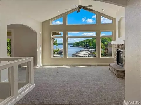 307 Ledgestone Estates Ln, Sunrise Beach, MO 65079