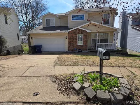 3176 Harlequin Ln, Saint Louis, MO 63139