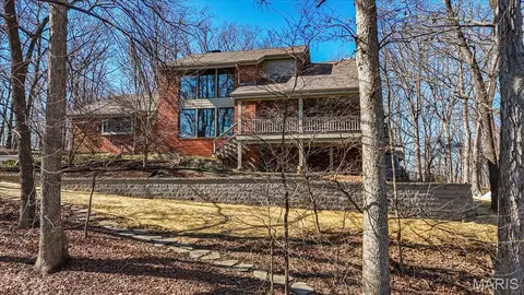1645 Trotting Trail Rd, Clarkson Valley, MO 63005