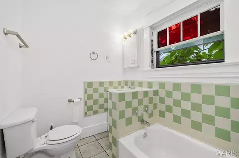 Bath - 215 E 8th St, Alton, IL 62002 photo 1 of 1