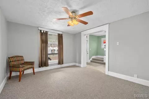 Living - 215 E 8th St, Alton, IL 62002 photo 1 of 4