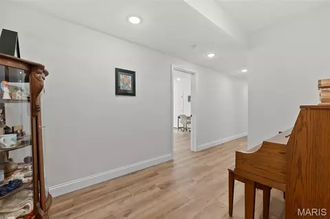 Entry Way - 443 Coyote Rdg, Jackson, MO 63755 photo 4 of 4