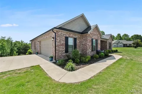 Exterior - 443 Coyote Rdg, Jackson, MO 63755 photo 3 of 8
