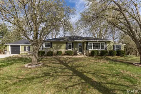 8864 Us Highway 61, Sainte Genevieve, MO 63670
