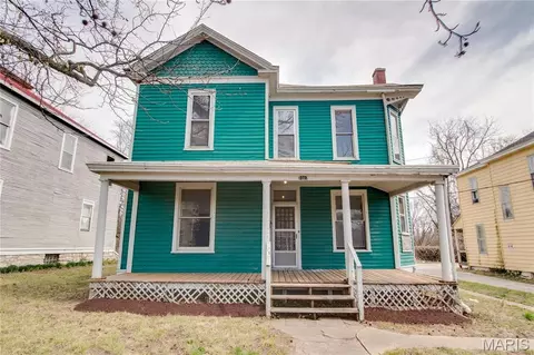 1217 W 9th St, Alton, IL 62002
