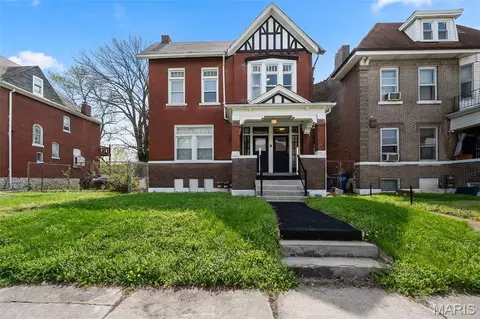 3858 Greer Ave, Saint Louis, MO 63107