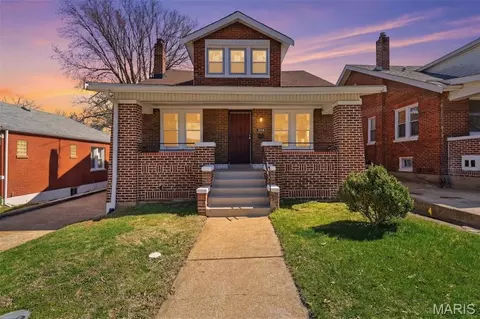 1542 Faris Ave, Saint Louis, MO 63133