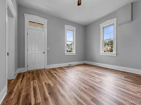Living - 306 Walnut St, Waterloo, IL 62298 photo 3 of 5