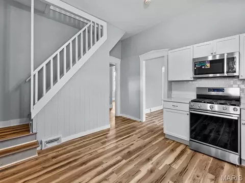 Entry Way - 306 Walnut St, Waterloo, IL 62298 photo 2 of 2