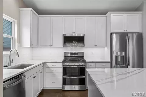 Kitchen - 2 Maple At Bella Terra, Imperial, MO 63010 photo 1 of 4