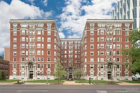 4954 Lindell Blvd #6E, Saint Louis, MO 63108
