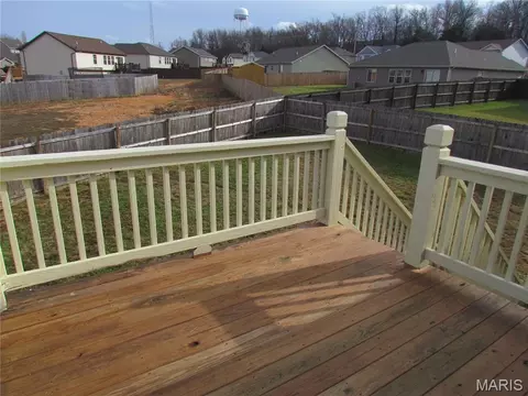 Exterior - 16233 Hershey Rd, Saint Robert, MO 65584 photo 3 of 6