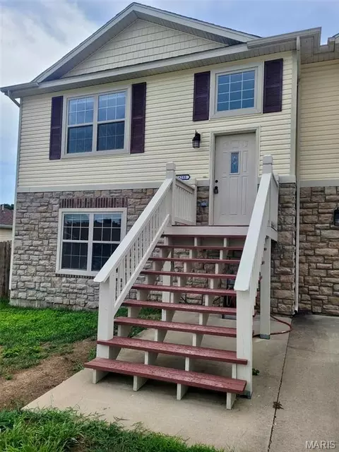 Exterior - 16233 Hershey Rd, Saint Robert, MO 65584 photo 2 of 6