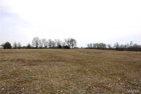 5 Monroe Road 875, Paris, MO 65275