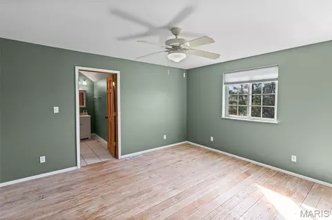 Bedroom - 4242 Quirin Rd, Smithton, IL 62285 photo 7 of 8